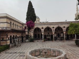 جولة في قصر العظم