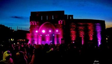 عدسة حسين هنيدي